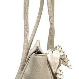 bauge bags Women White Shoulder Bag image 3