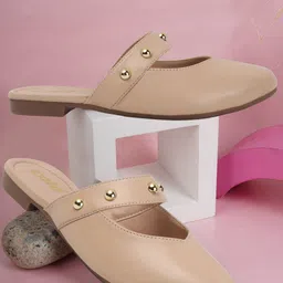 colo Women Flats Sandal image 2