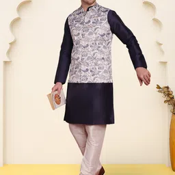 jompers Printed Men Waistcoat image 4