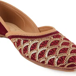 mijas Casuals For Women image 1