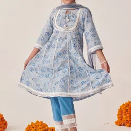 pspeaches Girls Floral Printed Regular Kurta with Pyjamas & With Dupatta image 4