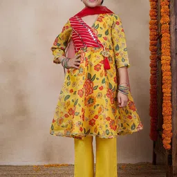 pspeaches Girls Floral Printed V-Neck Anarkali Kurta With Trousers & Dupatta-picture-30