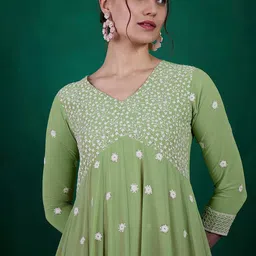 Sangria Green Floral Embroidered Regular Sequinned Kurta with Trousers image 2