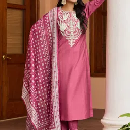 WOMEN PLUS Ethnic Motifs Embroidered Regular Thread Work Kurta with Trousers & Dupatta-picture-30