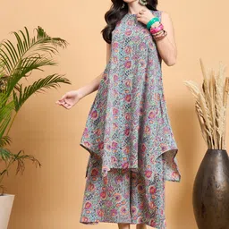 InWeave Floral Printed Regular Pure Cotton A-Line Kurta with Palazzos-picture-38