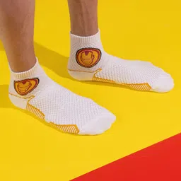 Balenzia x Marvel Men Pack Of 3 Captain America & Hulk Ankle Patterned Ankle-Length Socks image 3