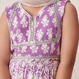 pspeaches Girls Printed Ready to Wear Lehenga & Blouse With Dupatta image 2