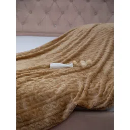 StudioHMK Brown Fur Ac Room 300 Gsm Double Bed Comforter image 5