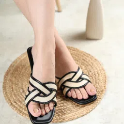 GLAM STORY TrendAura CrissCross Textured Black Flats-picture-21