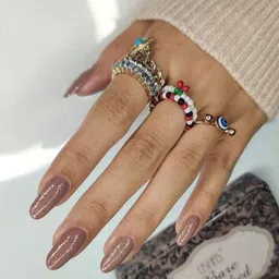 DeBelle Gel Glossy Finish Nail Polish (Non- Uv) | Long Lasting | Seaweed Enriched |Chip Resistant | Toxic & Cruelty Free | 6Ml (Angelic Saira) - 7 Ml image 5