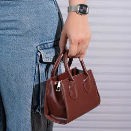 Styli Structured Handheld Bag-picture-28