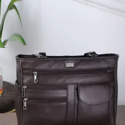 K London Structured Leather Shoulder Bag-picture-33