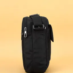 ZIPLINE Unisex Messenger Bag image 5