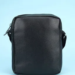 ZIPLINE Unisex Textured Messenger Bag image 3