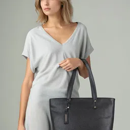 Toteteca Textured PU Oversized Structured Shoulder Bag-picture-24