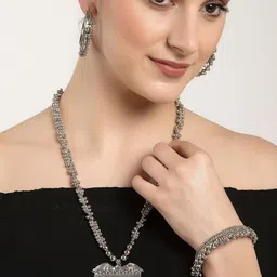 Arrabi Oxidised Silver-Plated Jewellery Set image 2