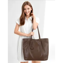 Toteteca Womens Brown Chic Urban Tote Bag image 1