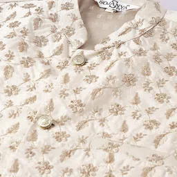 SOJANYA PLUS Embroidered Regular Thread Work Kurta With Pyjamas & With Nehru Jacket image 3