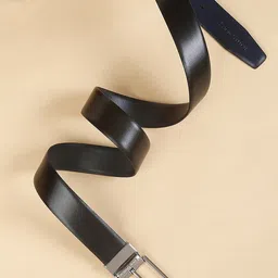 LOUIS STITCH Men Textured Leather Reversible Formal Belt image 5