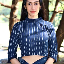 Chidiyaa Women Blue & White Printed Cotton Saree Blouse-picture-33