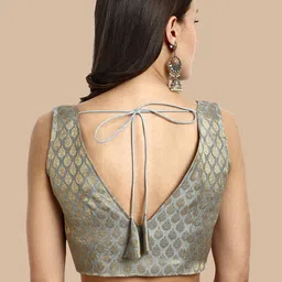 Vardha Ethnic Motifs Woven Design Saree Blouse image 3