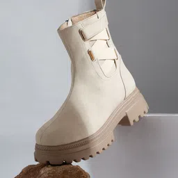 VALIOSAA Women Mid Top Platform Heeled Regular Boots image 1