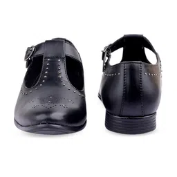 Bxxy Men Round Toe Textured Brogues image 5