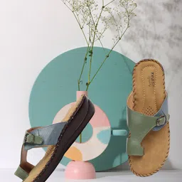 TRASE Colourblocked One Toe Flats image 4