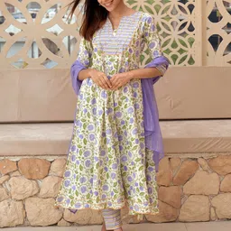 Libas Floral Printed Round Neck Three-Quarter Sleeves Pure Cotton Kurta Set-image-87