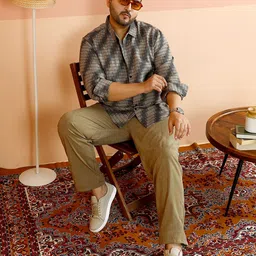 Instafab Plus Abstract Printed Spread Collar Roll-Up Sleeves Relaxed Fit Cotton Shirt image 3