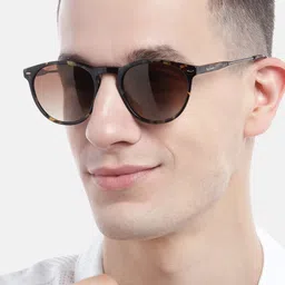 Guy Laroche Unisex Oval Sunglasses with Polarised Lens GLS036 C171 image 5