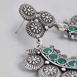 FIROZA Silver-Toned & Green Oxidised Crescent Shaped Stone Studded Chandbalis image 3