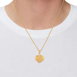 MEMOIR Gold-Plated Heart Shaped Pendant With Chain image 3