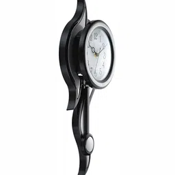 Attractionz White & Black Round Analogue Wall Clock image 4