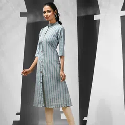 Charukriti Ethnic Motifs Printed Mandarin Collar A-Line Cotton Kurta image 4