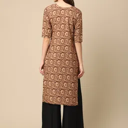 7threads KALINI Women Pack of 2 Beige & Burgundy Floral Printed Block Print Crepe Kurta image 4