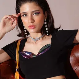 Oomph! Self Design Sweetheart Neck Sheen Detail Tank Crop Top-picture-29