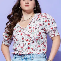 Berrylush Curve Floral Printed V-Neck Smocked Shirt Style Top image 2