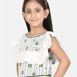 Growing Tree White & Green Floral Print Crop Top image 4