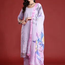 Indo Era Floral Embroidered Thread Work Kurta with Trousers & Dupatta image 3