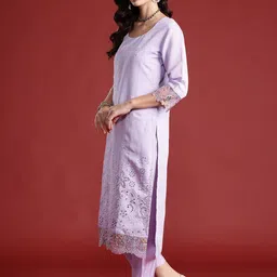 Indo Era Floral Embroidered Thread Work Kurta with Trousers & Dupatta image 5