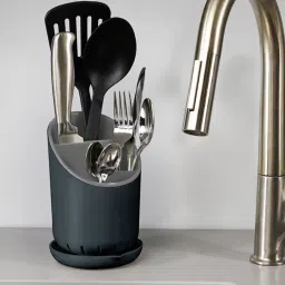 joseph joseph Dock Cutlery Drainer image 1