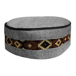 aruna kullu handloom Men Embroidered Kullu Patti Hat image 1