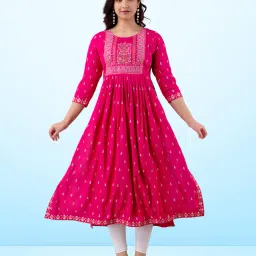 vnyashri Women Embroidered Flared Kurta image 1