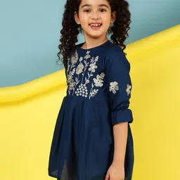 ishti Girl Embroidered Regular Fit Top image 2