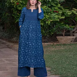 fabnex Women Leaf Print Straight Kurta & Pants Set image 2