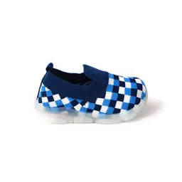 coolz Unisex Knitted Slip-On Shoes with LED Light image 2