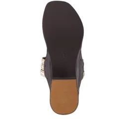paiposh Women Toe-Ring Kolhapuri Sandals image 2