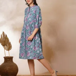 kami kubi Women Floral Fit and Flare Dress image 2