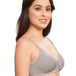 skdreams Non-Wired Lightly-Padded T-Shirt Bra image 2